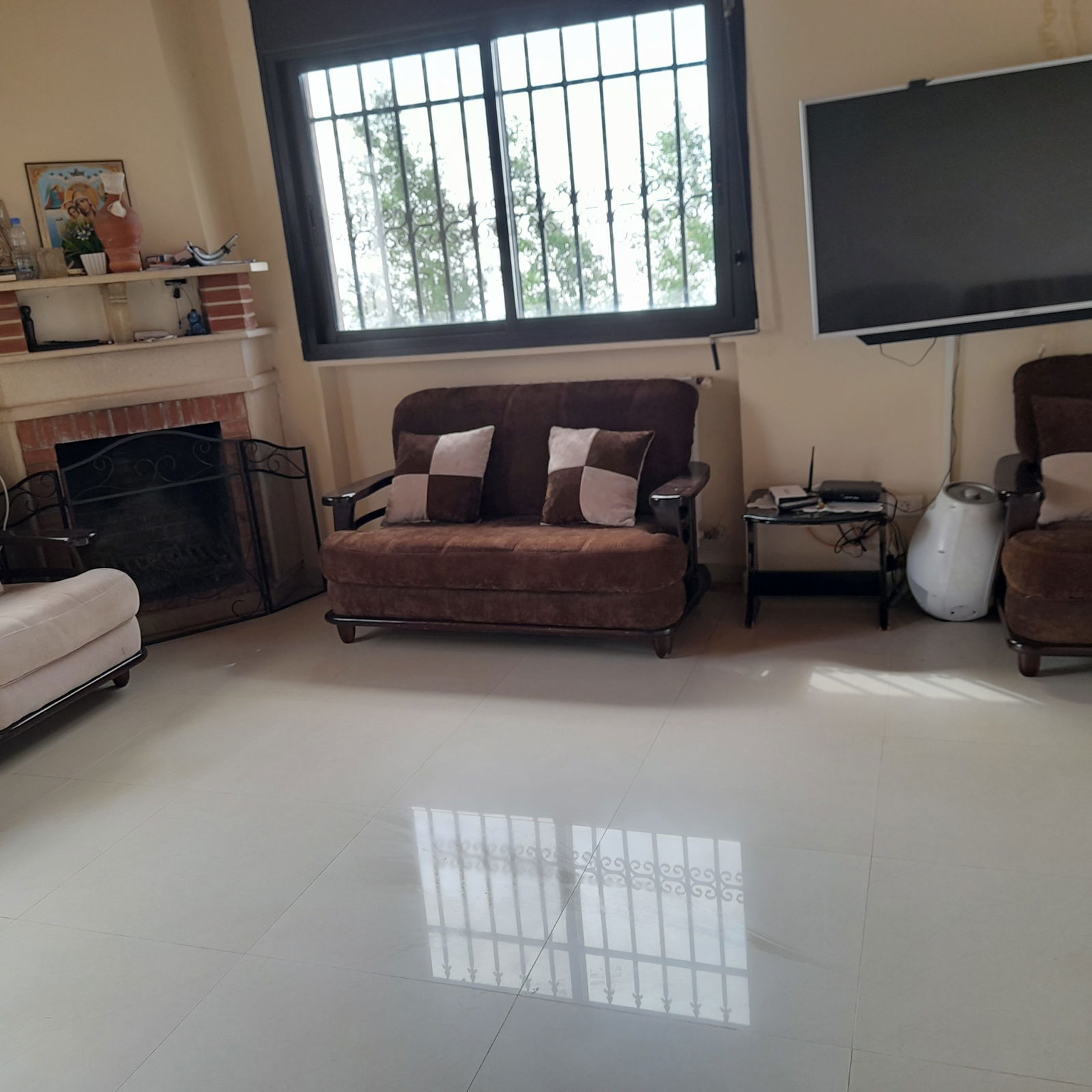 First Floor Apartment in a Building– Mtein, Zaarour