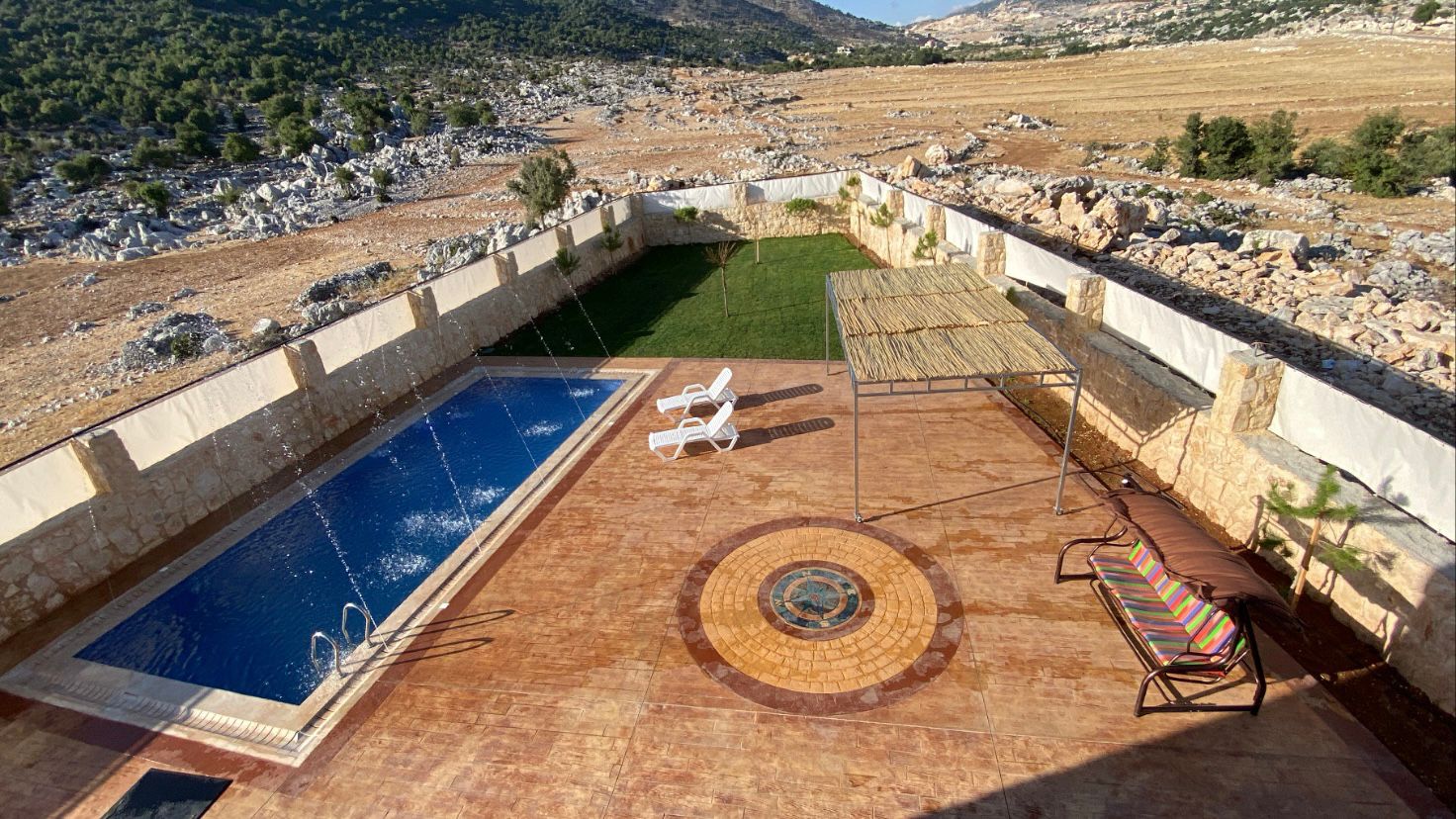 Chalet B with Private Pool – Kfarhouna, Jezzine