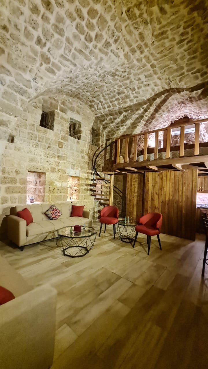 Authentic House – Jbeil