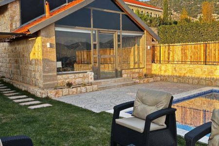 Duplex Chalet with Private Pool – Louaizeh, Jezzine