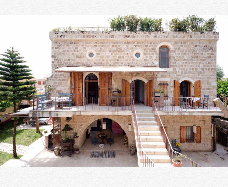 Citadel Apartment in a Guesthouse – Jbeil