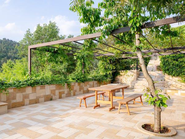 Mountain Top House in a Guesthouse – Maaser Beit el Deen, El Chouf