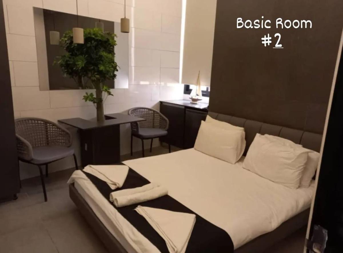 Room Two – Bahsa, Batroun