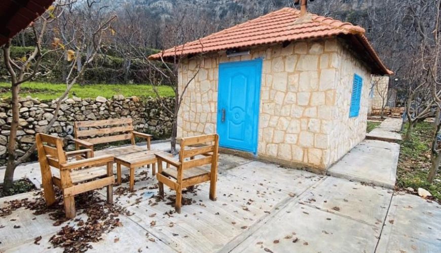 Stone Chalet – Bqarsouna, Dannieh