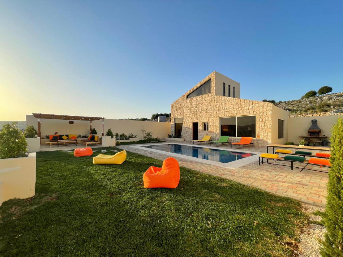 Villa with Private Pool – Houmine Fawqa, Nabatieh