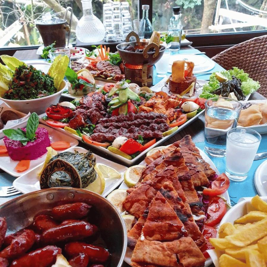 Shallalat Al Zarka Restaurant