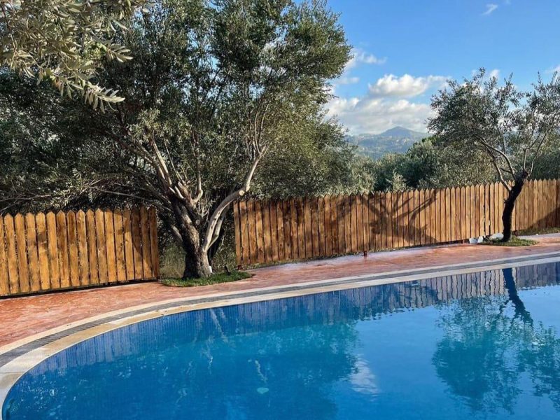 L1 Chalet with Private Pool – Kfarmatta