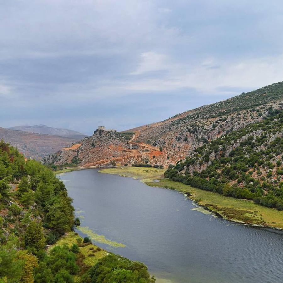 Oyoun Al Samak lake