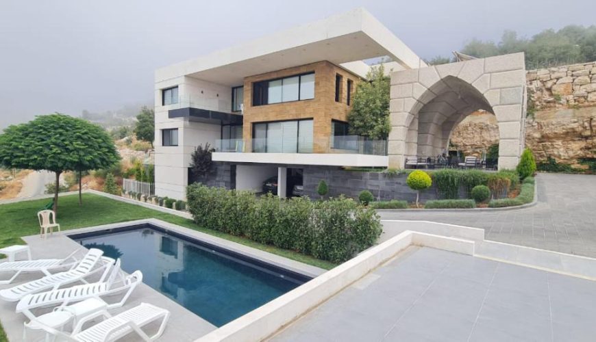 Luxurious Modern Villa – Bcheale