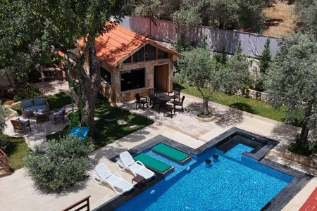 Guesthouse with Private Pool – Kfarmatta, Chouf