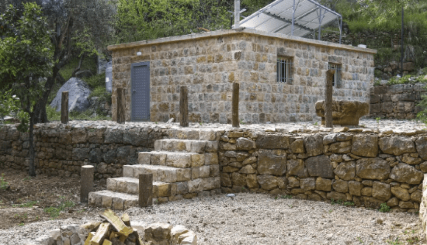 Stone Guesthouse with River Access – Jdeideh, El Chouf