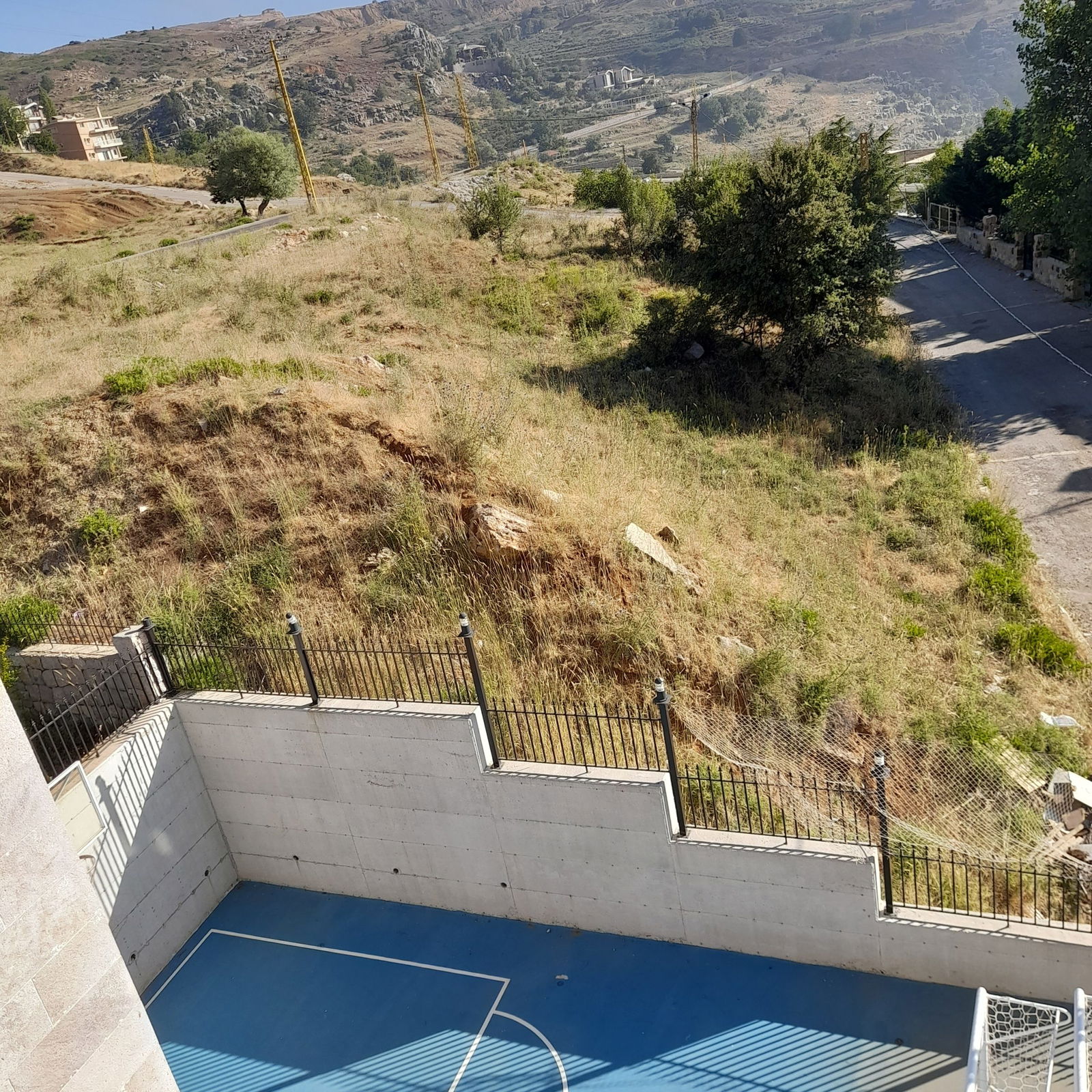 Three Floor Villa – Mtein, Zaarour