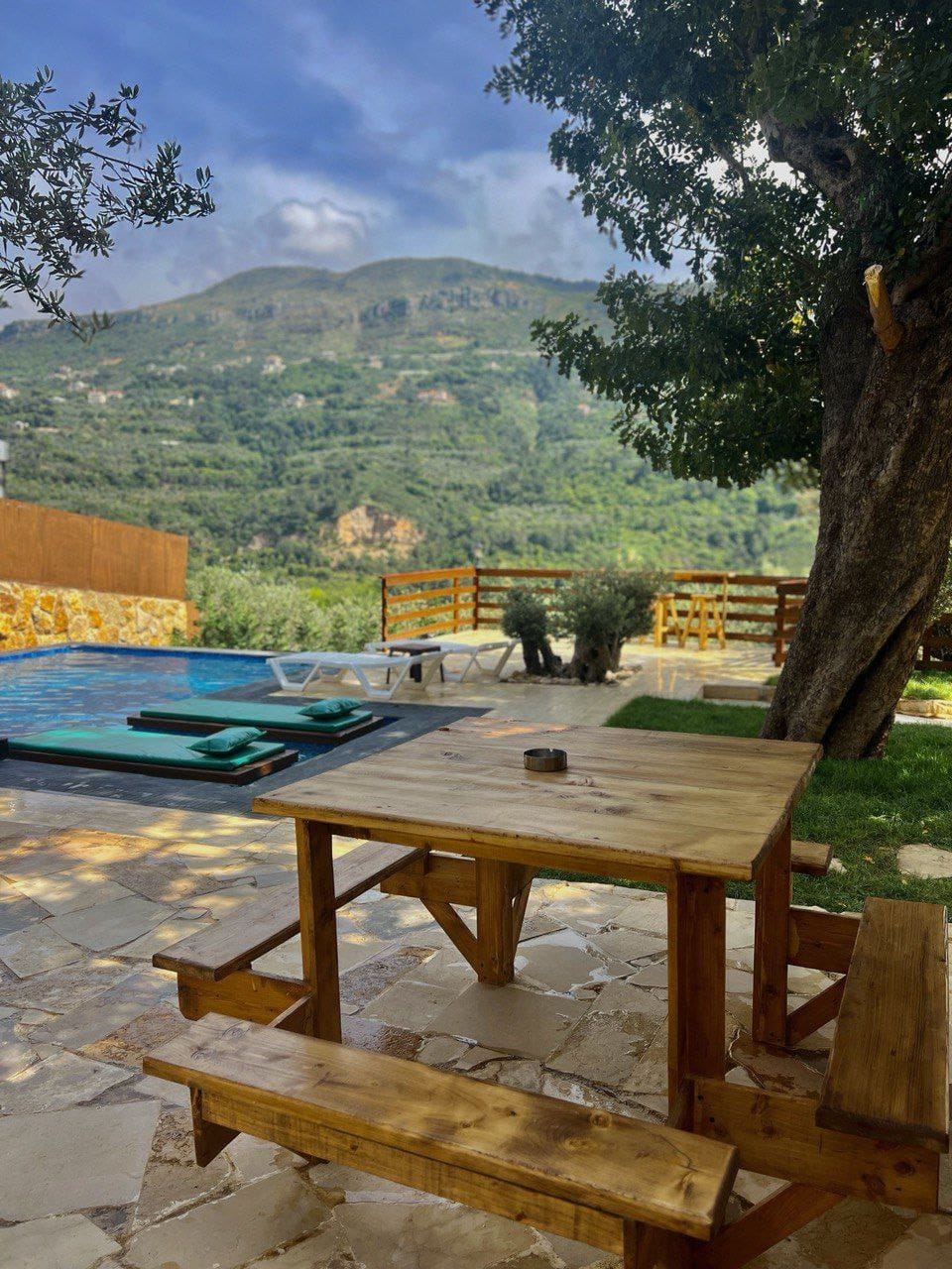 Chalet B with Infinity Pool – Kfarmatta, Chouf