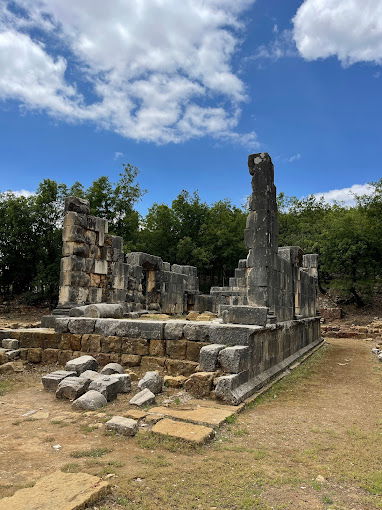 Yanouh Roman Temple