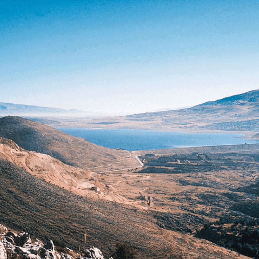 Qaraoun Lake