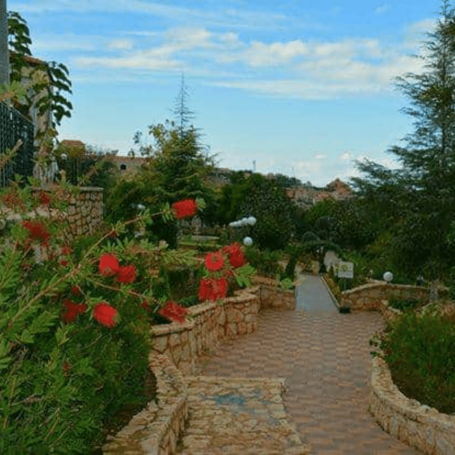 The garden of the Saydeh Al Maasoumeh