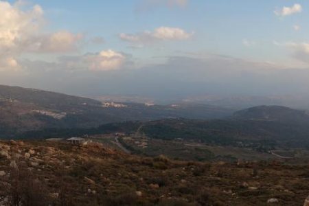 View from Nabatiyeh-Jezzine road