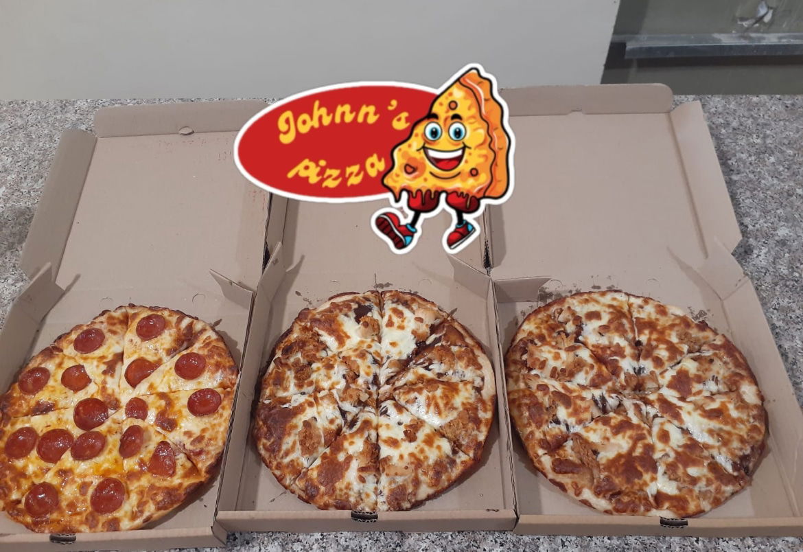 Johnn’s Pizza