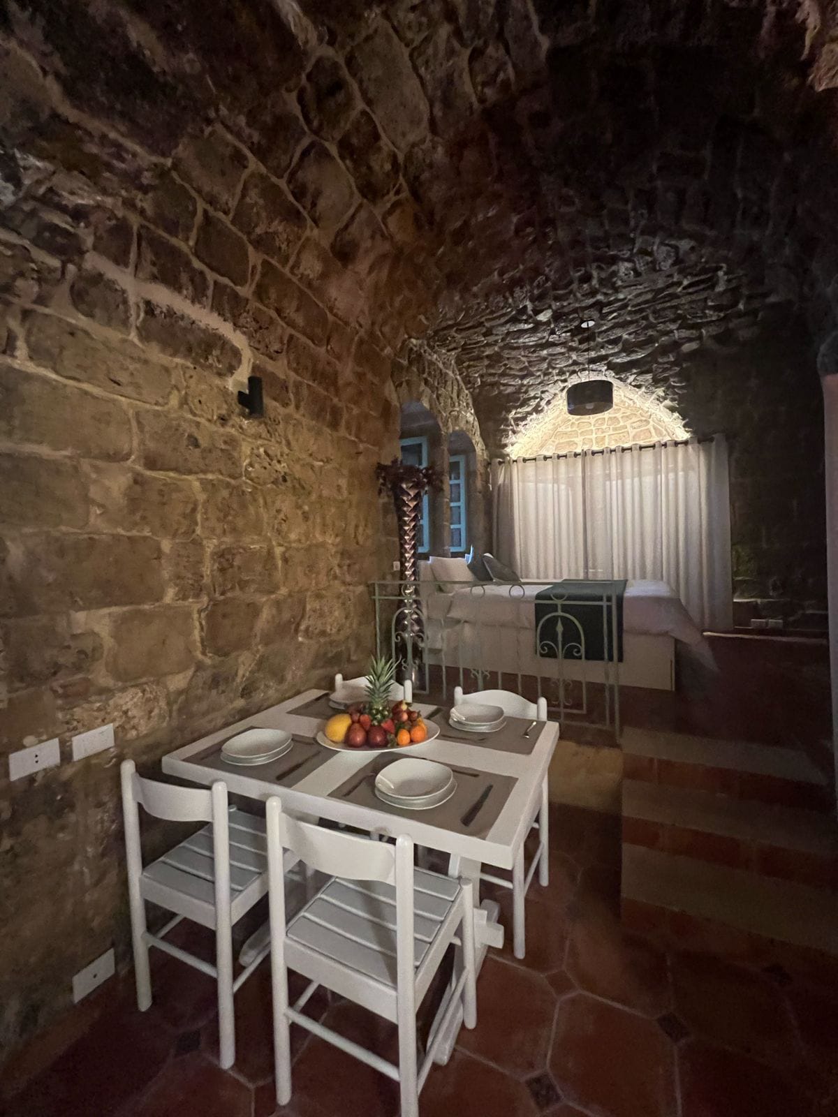 HIRAM in an Authentic Guesthouse – Byblos