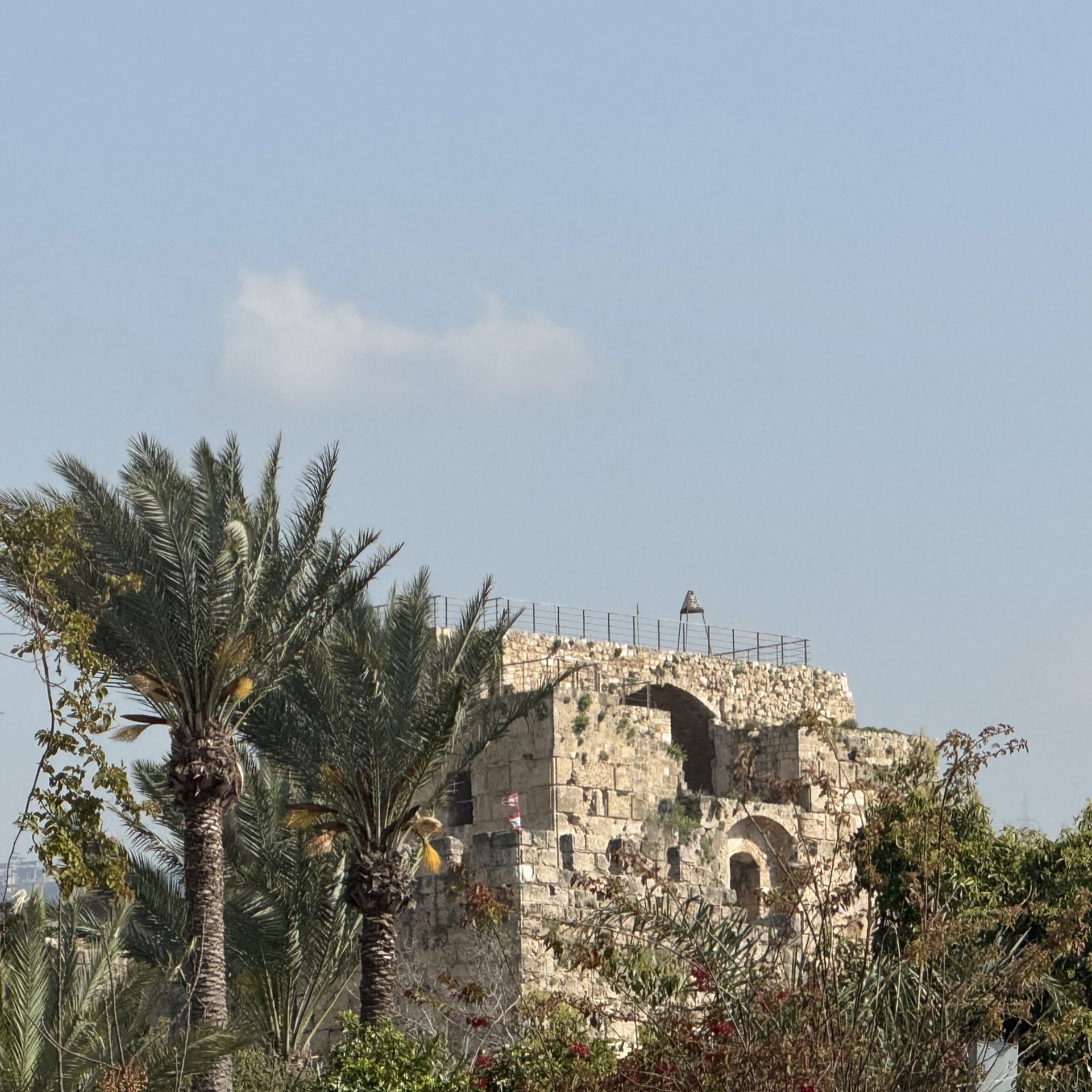 HIRAM in an Authentic Guesthouse – Byblos