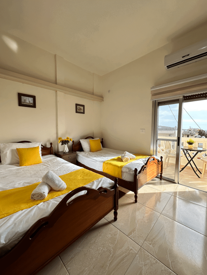 Room with Balcony (103) in a Guesthouse – Batroun