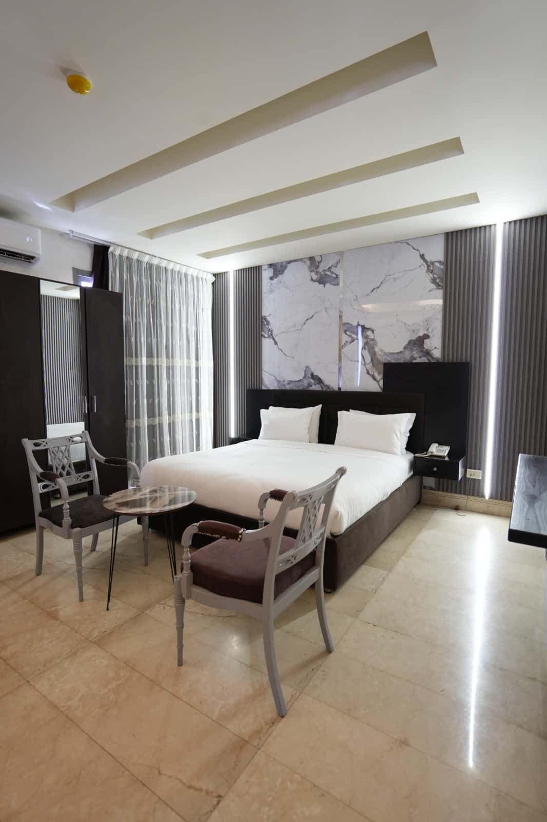 Royal suite in a Hotel – Ain el Mreisseh, Beirut