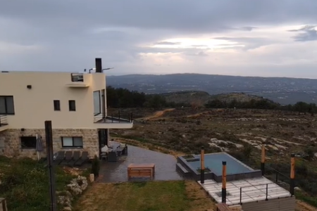 First Floor in a Villa for Couples – Ehden