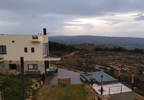 First Floor in a Villa for Couples – Ehden