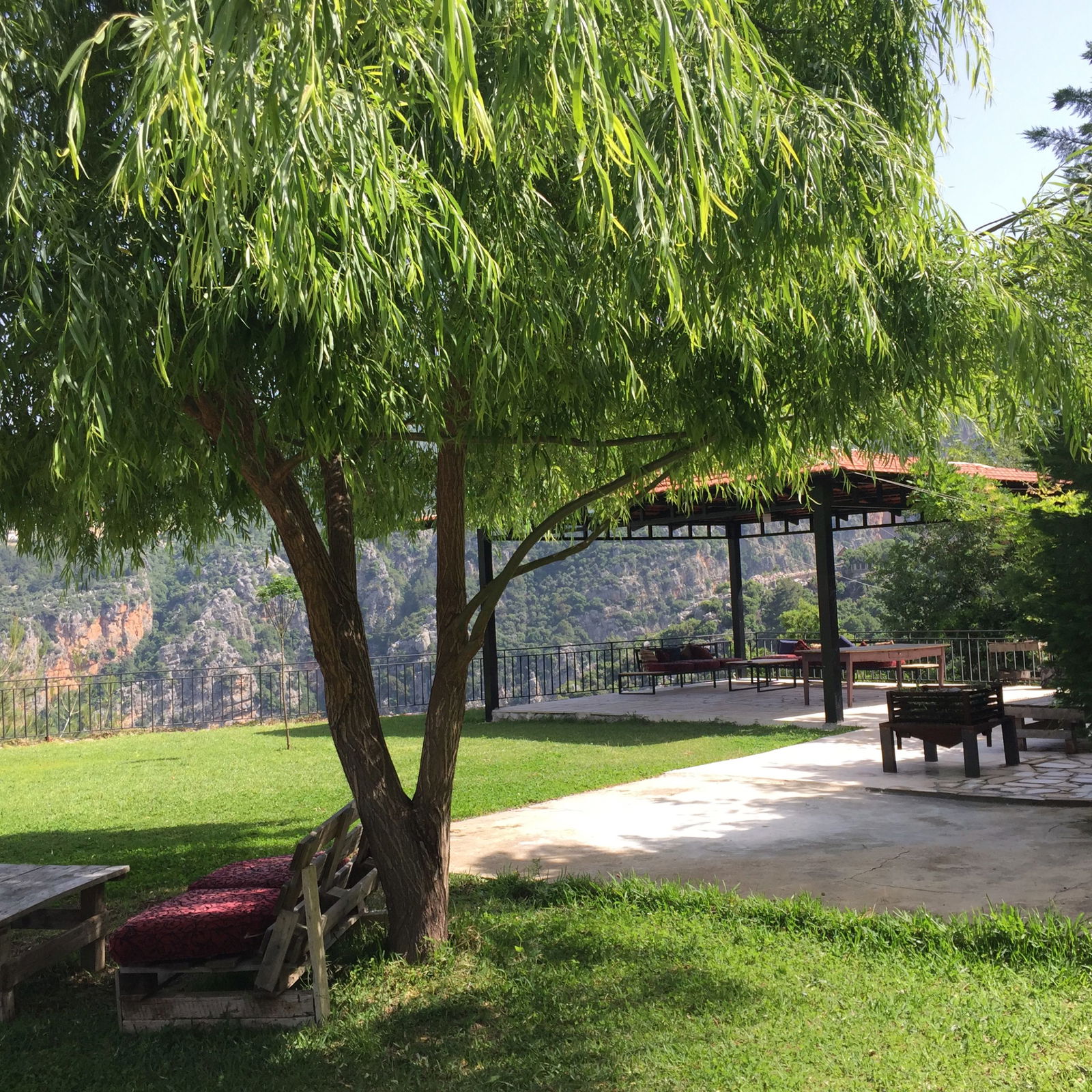 Chalet One – Yahchouch, Keserwan