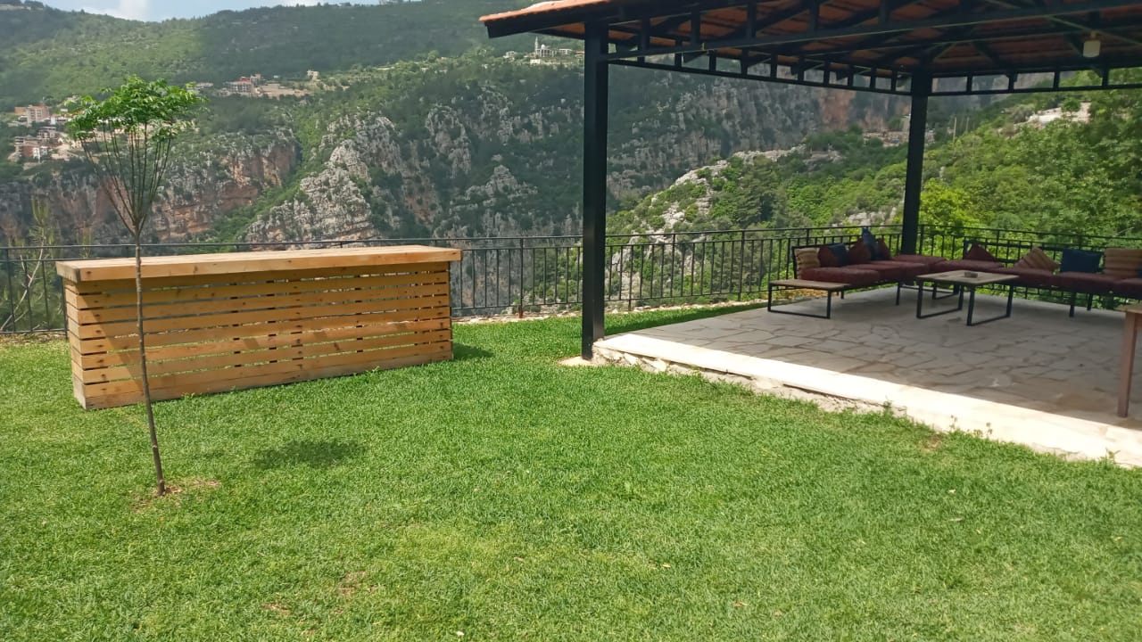 Chalet One – Yahchouch, Keserwan