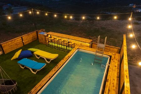 Wooden Chalet with Pool – Chabtine, Batroun