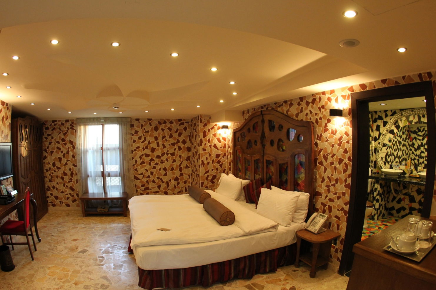 Deluxe Double Room in a Traditional Village – Beirut