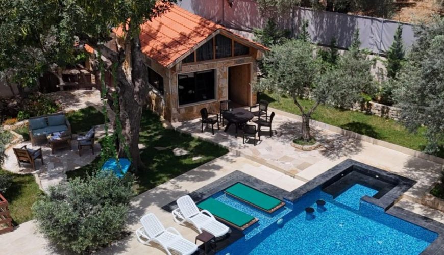 Chalet B with Infinity Pool – Kfarmatta, Chouf