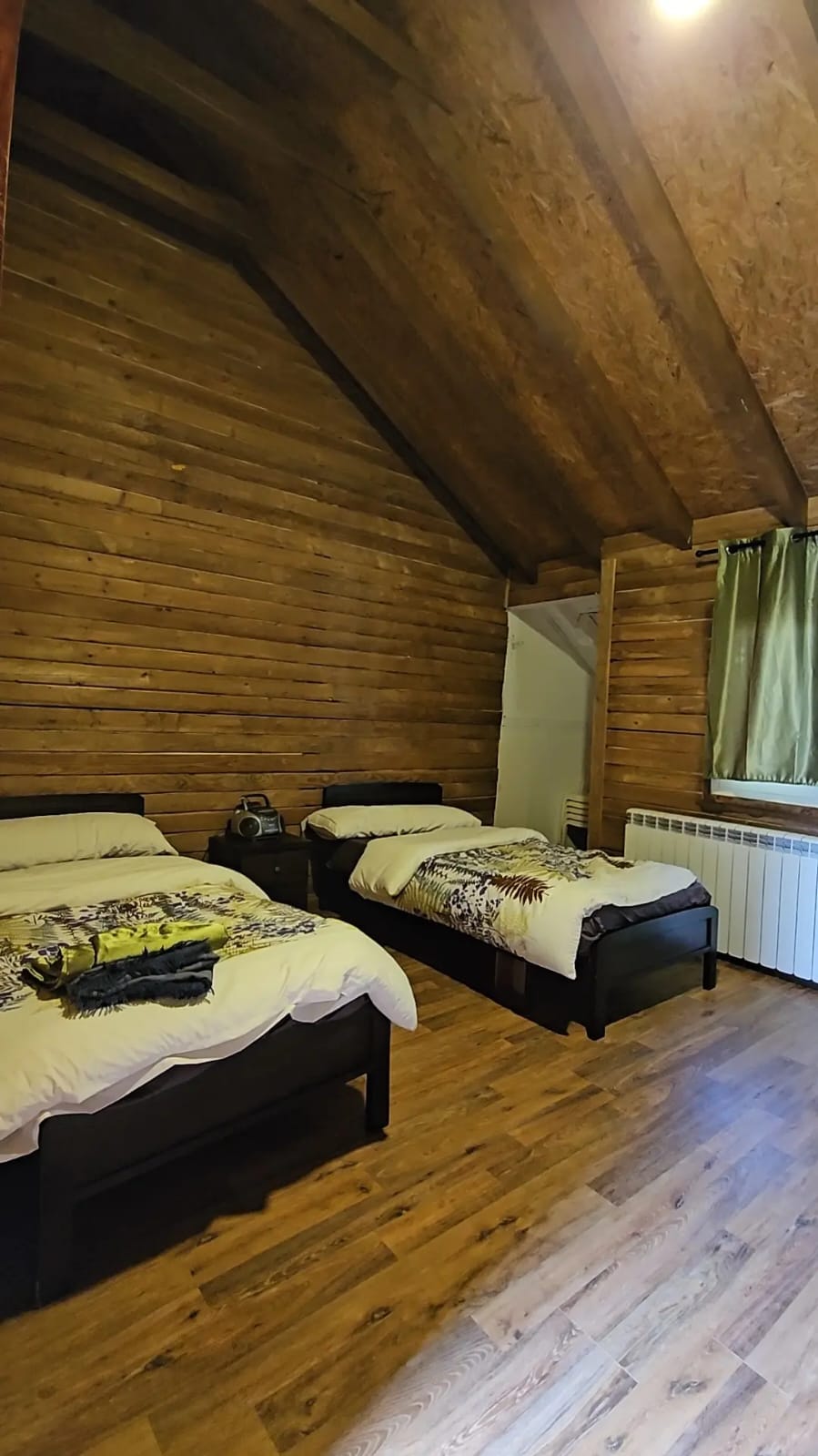 Wooden Bungalows – Raachine, Keserwan