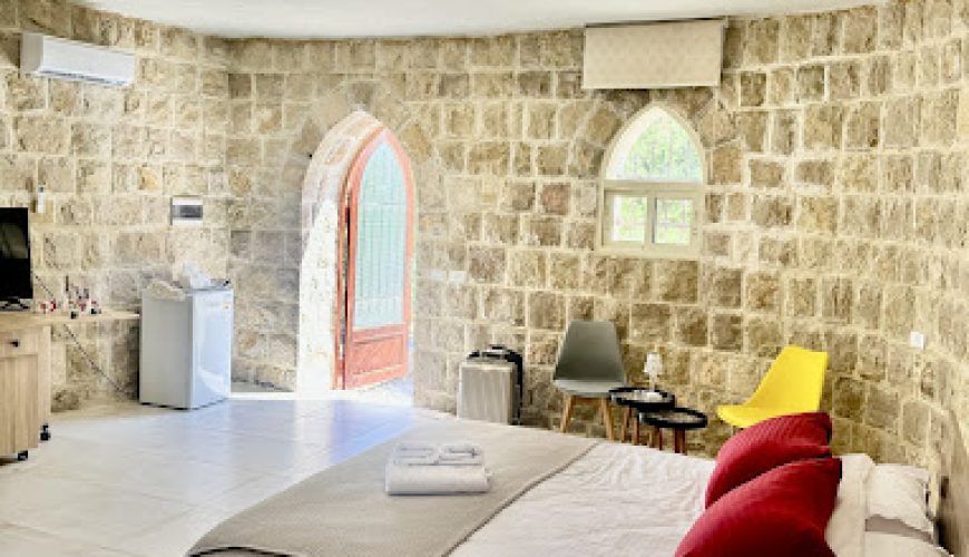 Stone House 2 in a Resort – Baadarane, El Chouf