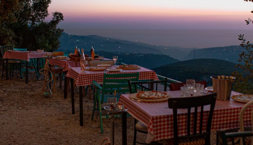 Book a Van for a Private Dinner (without sleeping) – Kfar Akab, Matn