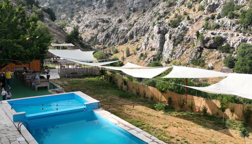 Chalet One with a Pool – Tannourine