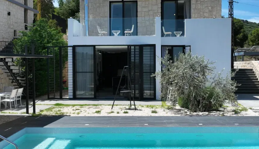 Chalet with Private Pool – Chabtine, Batroun