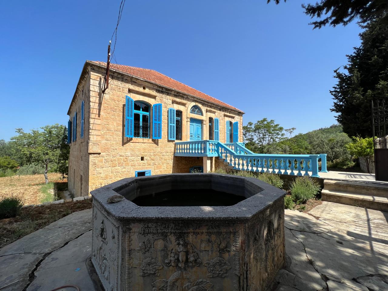 Sara Room in a Guesthoune – Beino, Akkar