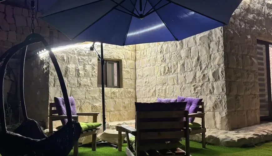 Cozy Stone Cabin – Metrit, Koura